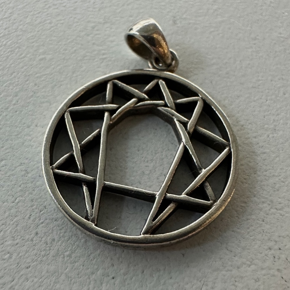 STERLING SILVER - Enneagram pendant